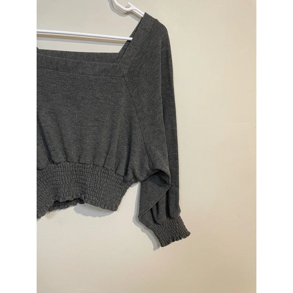 Free People Gray Square Neck Smocked Long Sleeve Size XS Boho Feminine Classic‎
